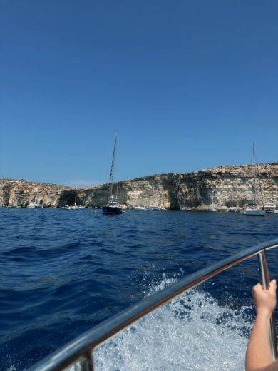 Malta Motorboat Buccaneer 24 ft open motorboat alt tag text