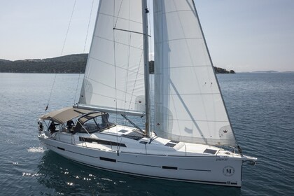 Hyra båt Segelbåt Dufour Yachts Dufour 460 GL - 5 cab. Preveza