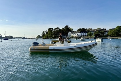 Miete RIB Zodiac Medline 750 Sainte-Marine