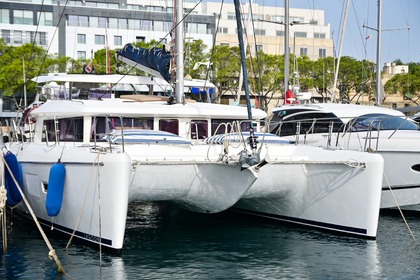 Charter Catamaran Lagoon LAGOON 420 Valletta