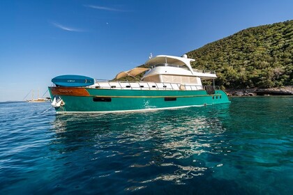 Charter Motor yacht Luxury Trawler Rental in Turkey Trawler Bodrum
