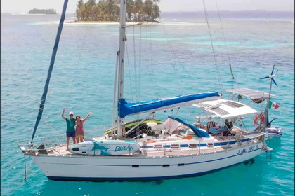 Hire Sailboat Bavaria 390 Lagoo San Blas Islands