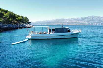 Hire Motorboat Korčula Motorboat Jesenice