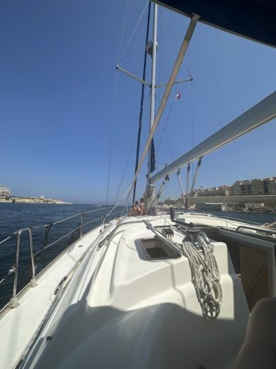 La Valletta Sailboat Bavaria Cruiser 42 alt tag text