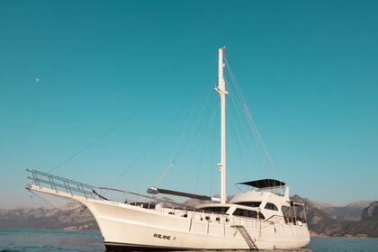 Charter Gulet Blue Cruise Wi̇th 24M 6 Cabi̇n Luxury Gulet 2022 Göcek