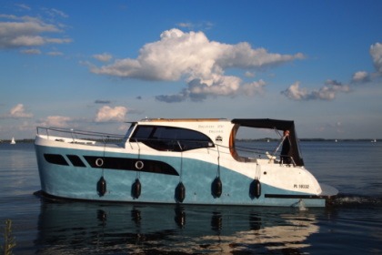 Hire Houseboat Discovery 1150 Gizycko