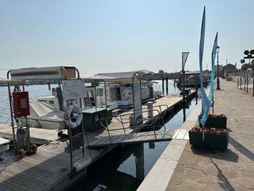 Chioggia Houseboat New Con Fly TWINS alt tag text