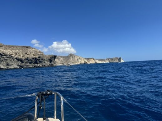 Santorin Catamaran Lagoon 450F alt tag text