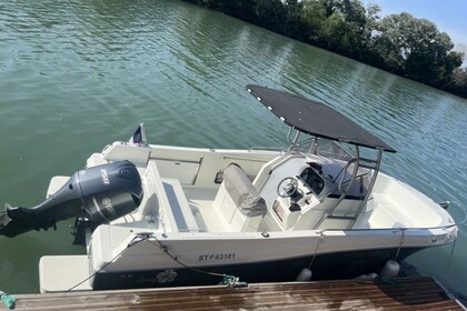 Hire Motorboat Pacific Craft Open 750 Saintes-Maries-de-la-Mer