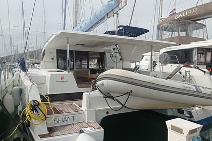 Hyra båt Katamaran Fountaine Pajot Fountaine Pajot Lucia 40 Trogir