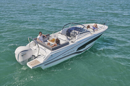 Hire Motorboat Jeanneau Cap camarat 7.5 WA S3 Cogolin