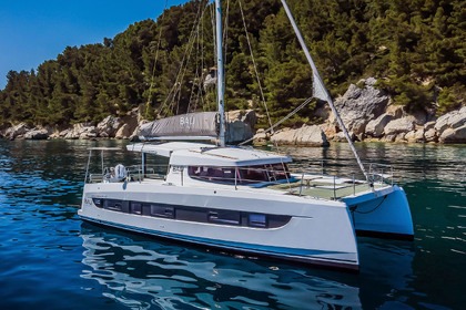 Hyra båt Katamaran Catana Group Bali Catsmart OW - 3 cab. Općina Kaštela