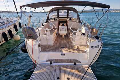 Rental Sailboat Bavaria 37 Cruiser Murter