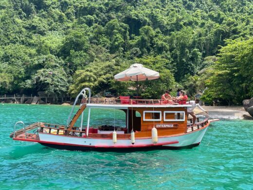 Motorboat Capitão 2013 Boat layout