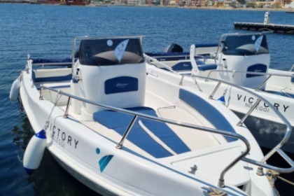 Noleggio Barca senza patente  Blumax 570 Blumax 19 open Marzamemi