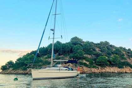 Hire Sailboat Bavaria 36 Port de Pollença