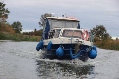 Hire Houseboat Vistula Cruiser 30 Elblag