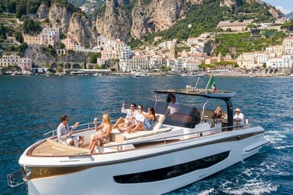 Location Bateau à moteur Yacht Allure 38 Sport Positano