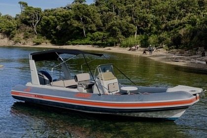 Location Semi-rigide Joker Boat Clubman 24 Hyères