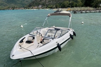 Verhuur Motorboot GLASTRON MX 185 Annecy