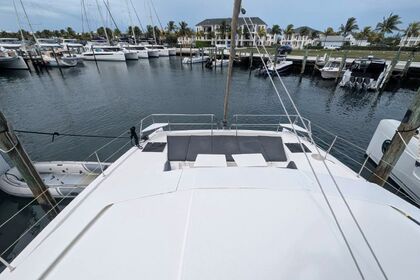 Hire Catamaran Catana Bali 4.1 - 4 + 2 cab. Nassau