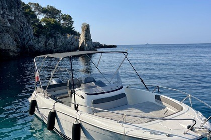 Verhuur Motorboot JEANNEAU Cap Camarat 6.5 Cc serie 3 200cv Antibes