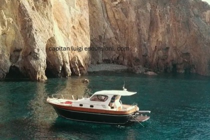 Charter Motorboat Tecnonautica Jeranto 10 hard top Aeolian Islands