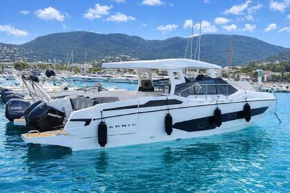 Hyra båt Motorbåt Karnic 10 Cavalaire-sur-Mer