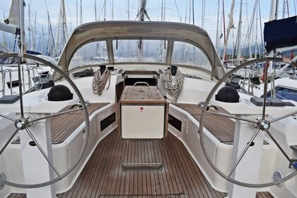 Miete Segelboot Bavaria Cruiser 45 Malta