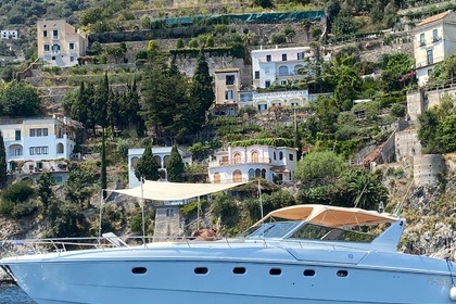 Hyra båt Motorbåt Ferretti Altura 50 Salerno