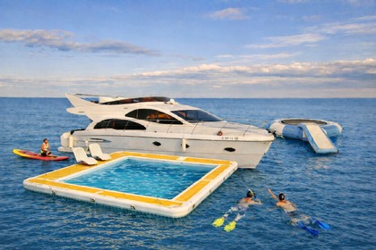 Hire Motorboat Astondoa 44 Marbella