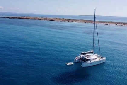 Location Catamaran Lagoon Lagoon 400 Sant Antoni de Portmany
