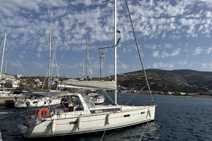 Hire Sailboat Beneteau Oceanis 45 Laurium