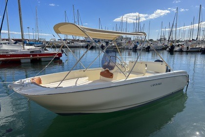 Hyra båt Motorbåt INVICTUS CAPOFORTE 190 FX Saint-Cyprien