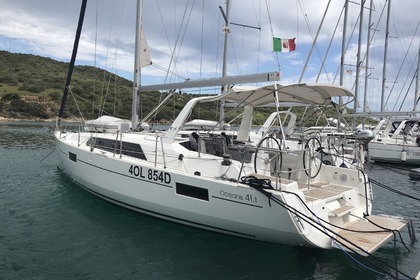 Miete Segelboot BENETEAU OCEANIS 41.1 Furnari