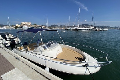 Charter Motorboat Jeanneau Cap Camarat 625 Sainte-Maxime