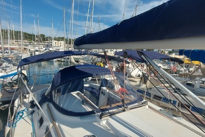 Location Voilier Jeanneau Sun Odyssey 35 Legende Saint-Mandrier-sur-Mer