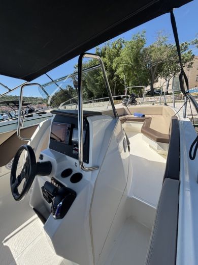 Motorboat Arrow Abaris 23 Boot Grundriss