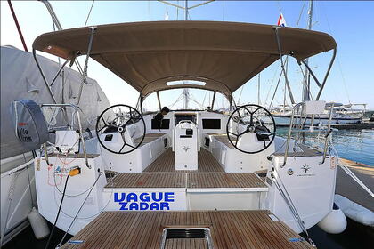 Hire Sailboat  Sun Odyssey 410 /3cab Zadar