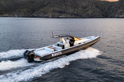 Miete RIB Pirelli WALKAROUNDS 42 Porto Cervo