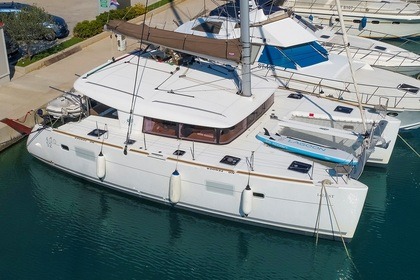 Charter Catamaran LAGOON 400S2 Split