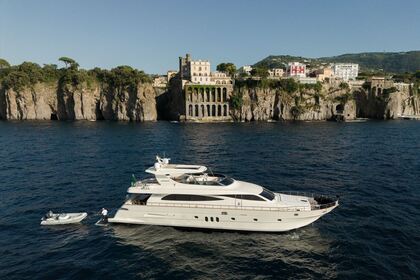 Miete Motoryacht Canados 90 Castellammare di Stabia