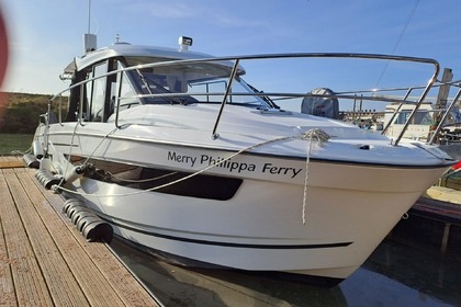 Rental Motor yacht Jeanneau Merry Fisher 895 Queenborough