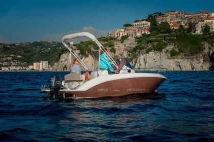 Noleggio Barca a motore capri modern comfortable daily boat romar Capri