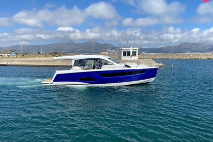 Noleggio Barca a motore Sealine C390 Palma di Maiorca