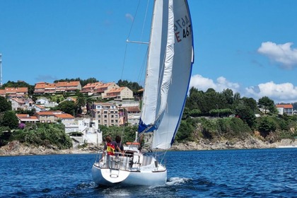 Alquiler Velero Manufacturas Mistral Siroco 32 Sanxenxo