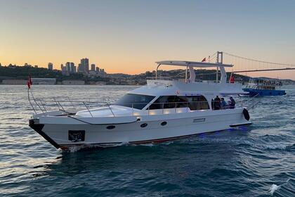 Hire Motor yacht 19m White KM B26 19m White KM B26 İstanbul