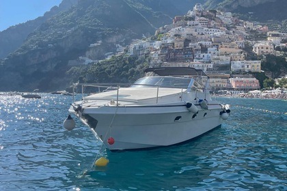 Location Bateau à moteur Mochi Craft Dominator Castellammare di Stabia