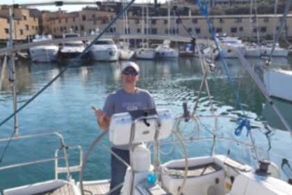 Charter Sailboat Uscite giornaliere e lezioni di vela di base Sun odyssey Follonica