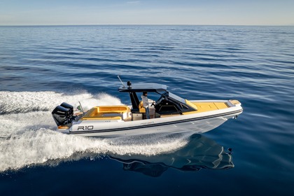 Charter RIB Renier R10 Cabin Tourer Porto Rotondo